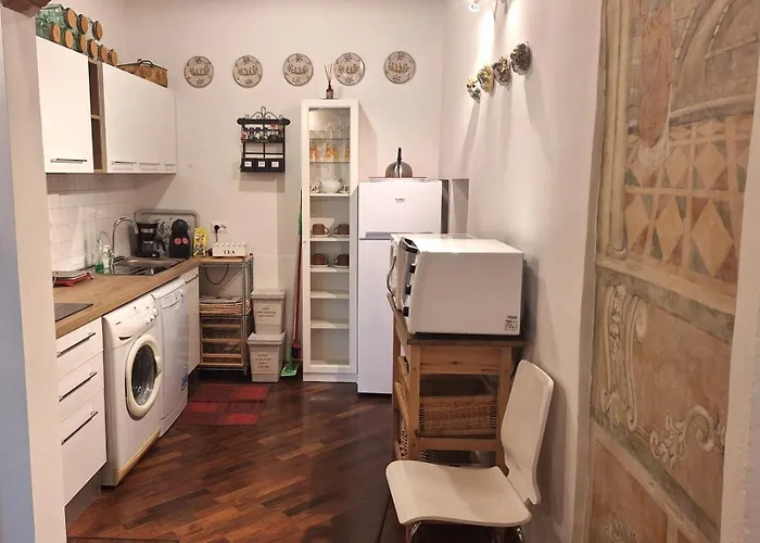 Luxury Central Flat River View Daire Floransa